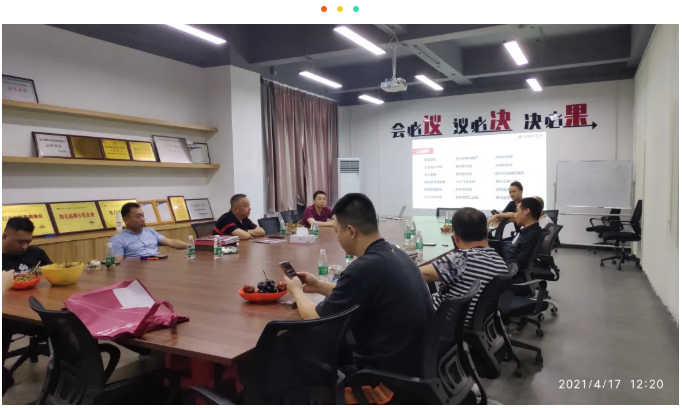 蜜桃视频仿石漆